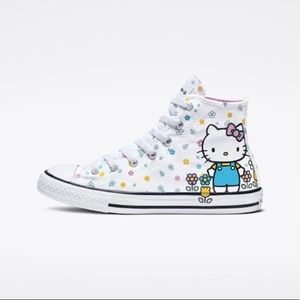 NWT Hello Kitty x Converse‼️Limited Edition‼️